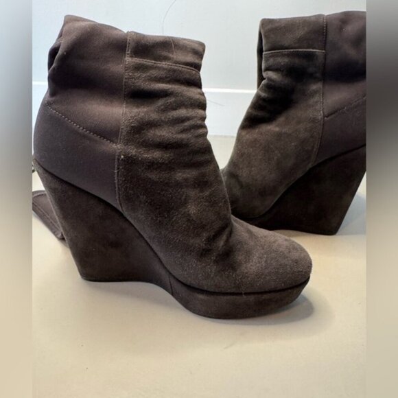 Stuart Weitzman Demiswoon OTK Suede Wedge Boots | Size 7 | Classic Over-The-Knee - Picture 5 of 10
